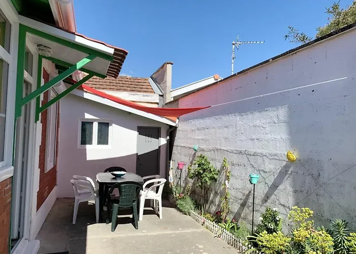 Feriehus Maison Charmante Jardin *